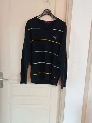 Pull homme Col en V