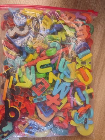 Lettres alimenté