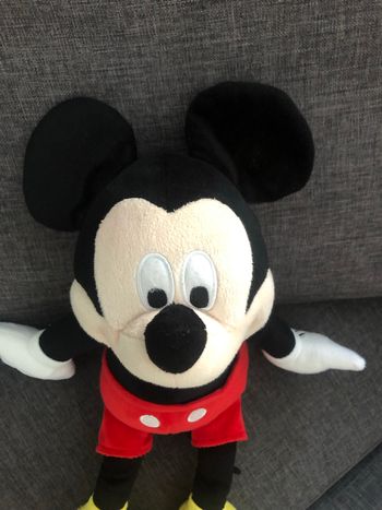 Peluche Mickey