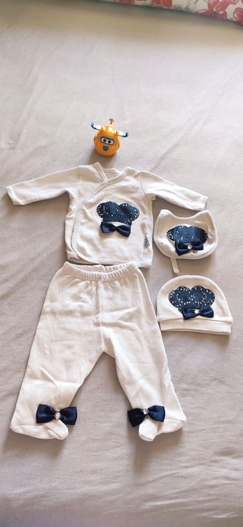 Ensemble bébé garçon naissance