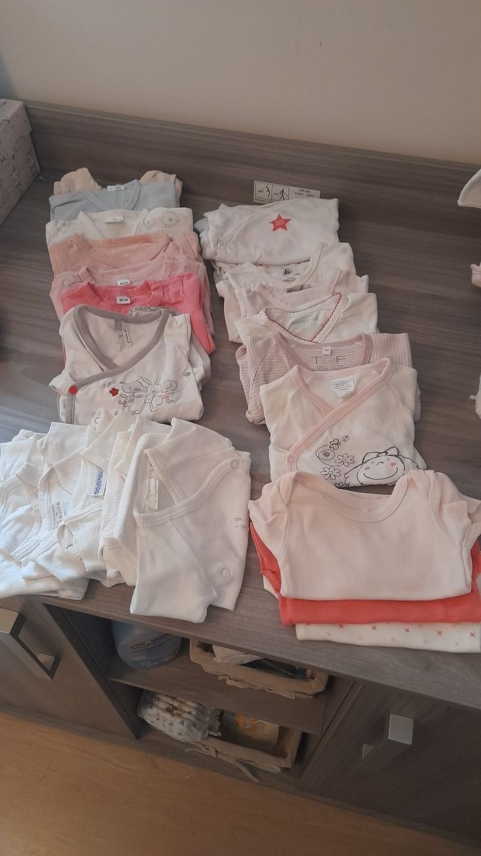 Lot vêtements bébé filles 0-3 mois - photo numéro 8