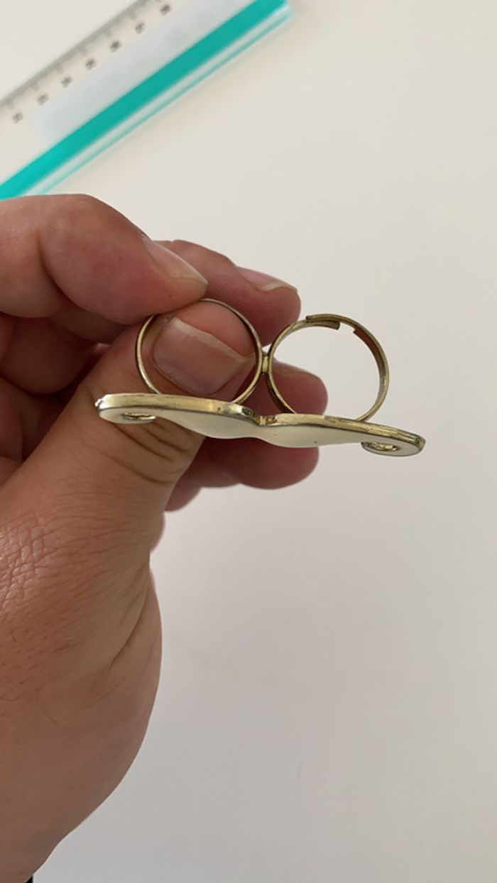 Belle bague plusieurs doigts pour la taille voir photos - photo numéro 3