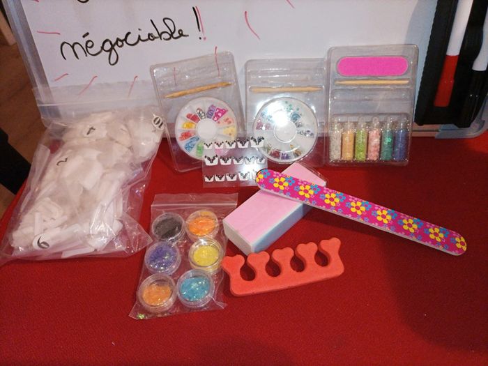 Lot accessoires ongles