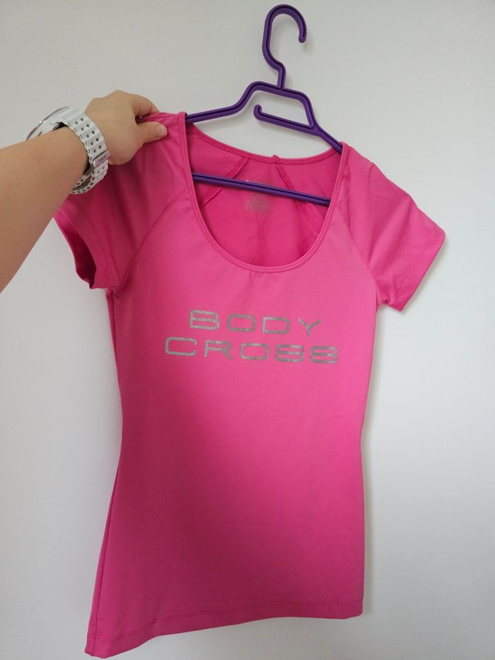 T-shirt technique BodyCross rose femme – taille S – respirant, léger et séchage rapide