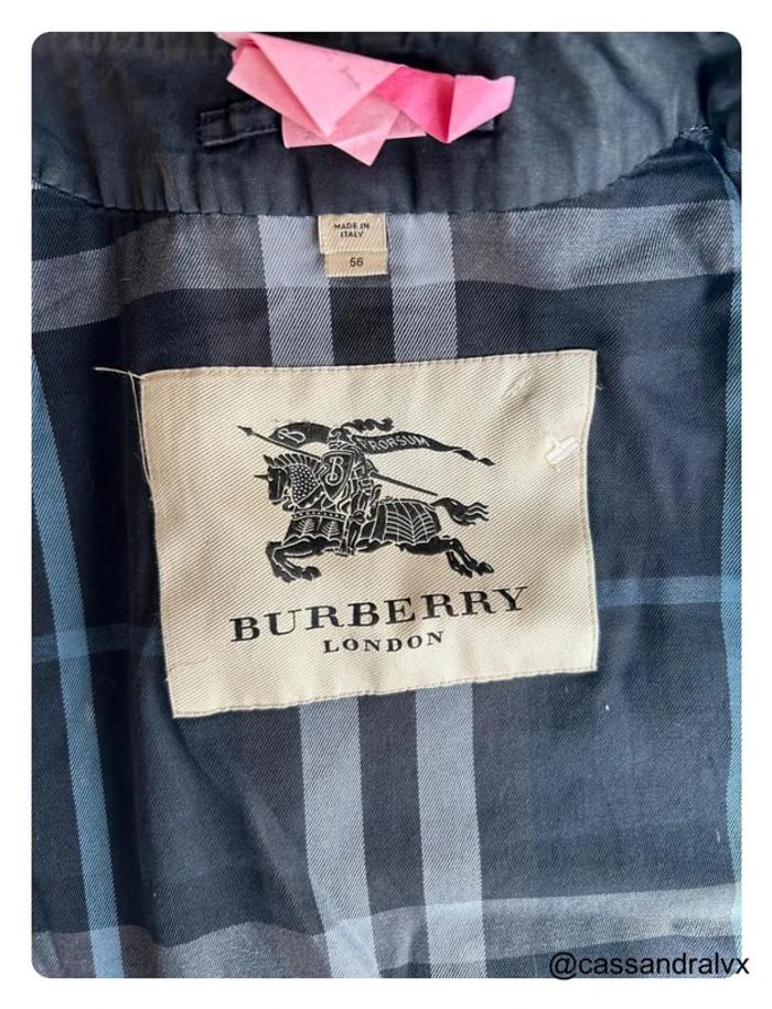 Trench bleu marine Burberry - photo numéro 2