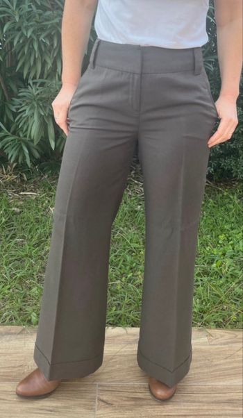 Pantalon à pince vert/gris de chez 3 Suisses
