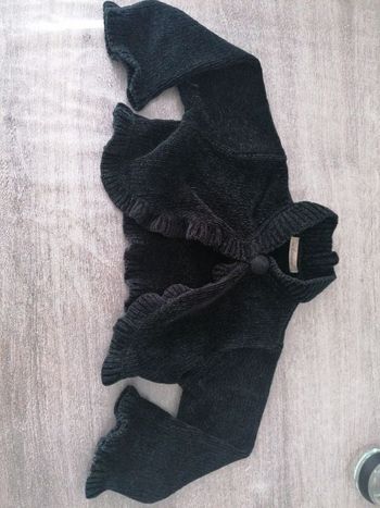 Boléro 100% acrylique 2 ans