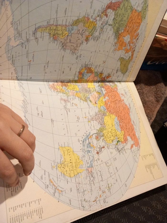 Livre Le Grand Atlas du monde - photo numéro 2