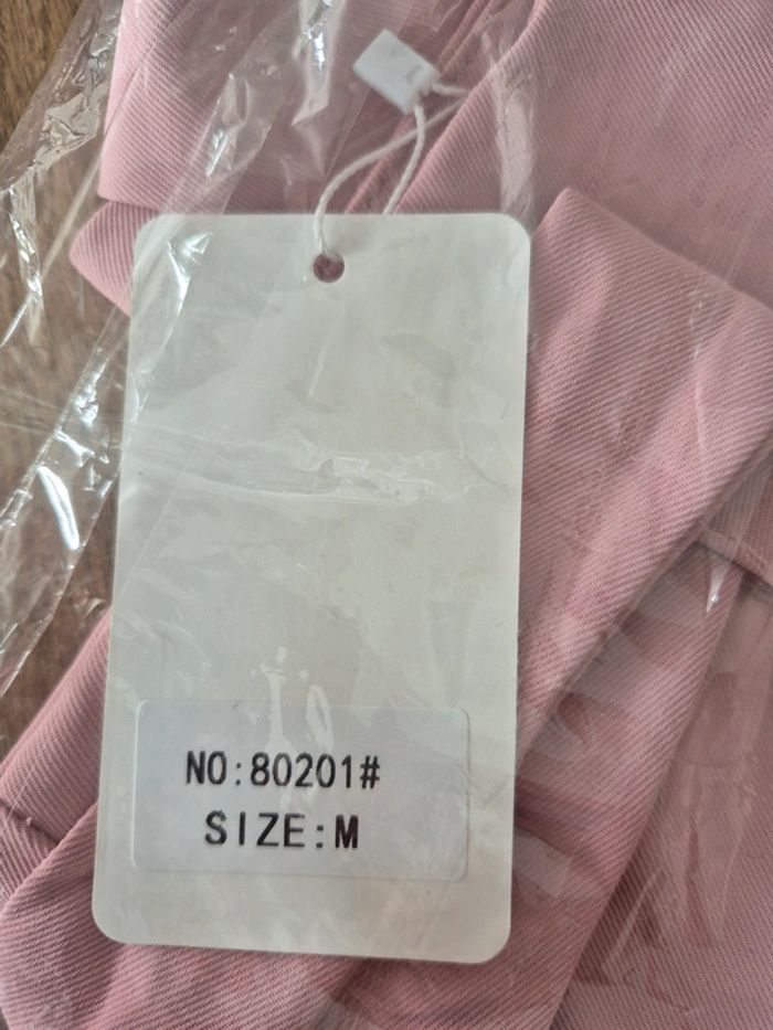 Short Rose Femme avec Poches et Ceinture Taille M/38 - photo numéro 3