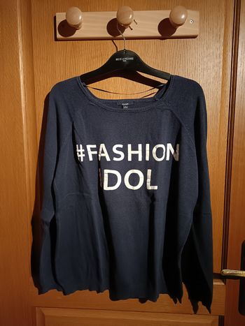 Pull bleu marine