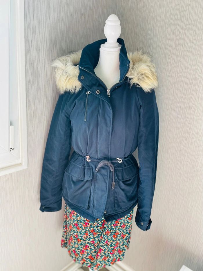 Veste capuche fourrure
