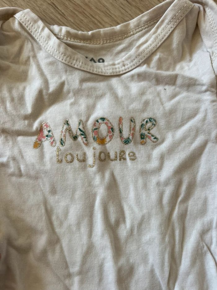 Bodies 18 mois - photo numéro 2