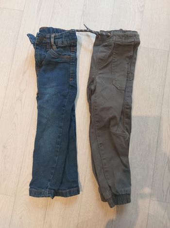 Lot 2 pantalons 92cm / 3ans