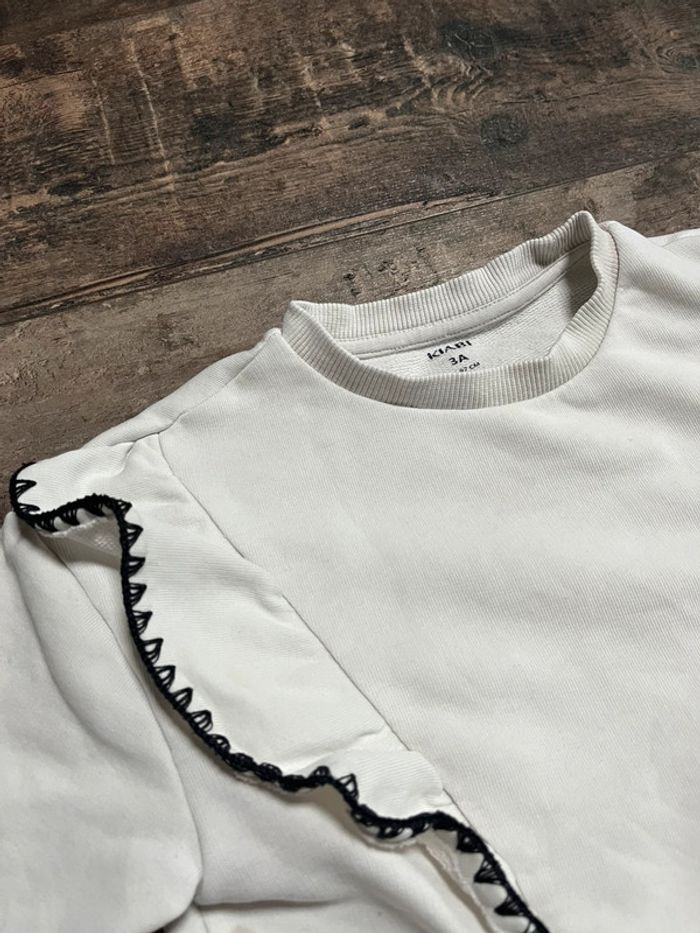 Pull à volants Kiabi - photo numéro 2