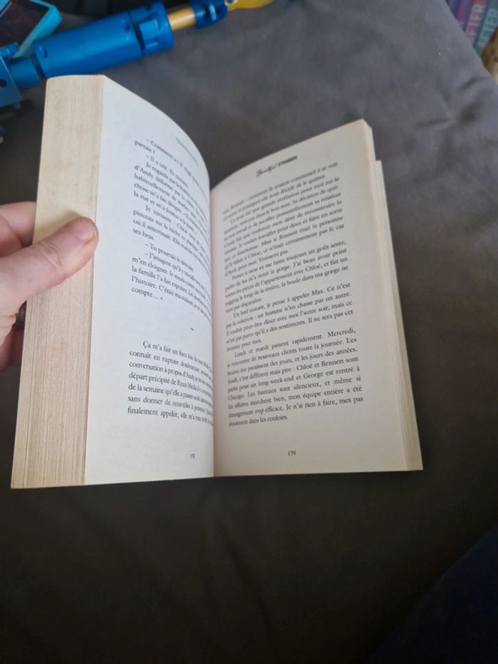 Beautiful Stranger - photo numéro 6