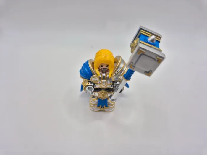 Figurine type lego Arthas soldat humain World Of Warcraft - photo numéro 6