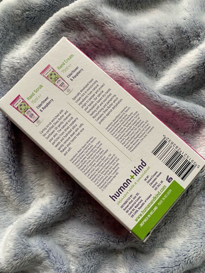 Coffret cadeau duo crème et gommage mains human+kind - photo numéro 3