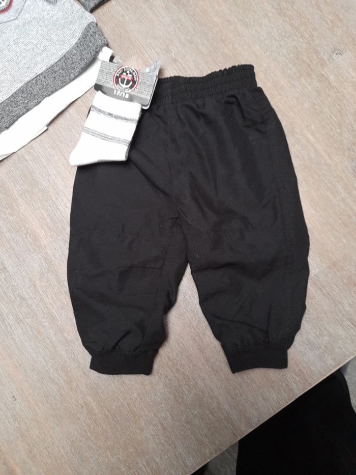 Ensemble 6 mois neuf - photo numéro 2