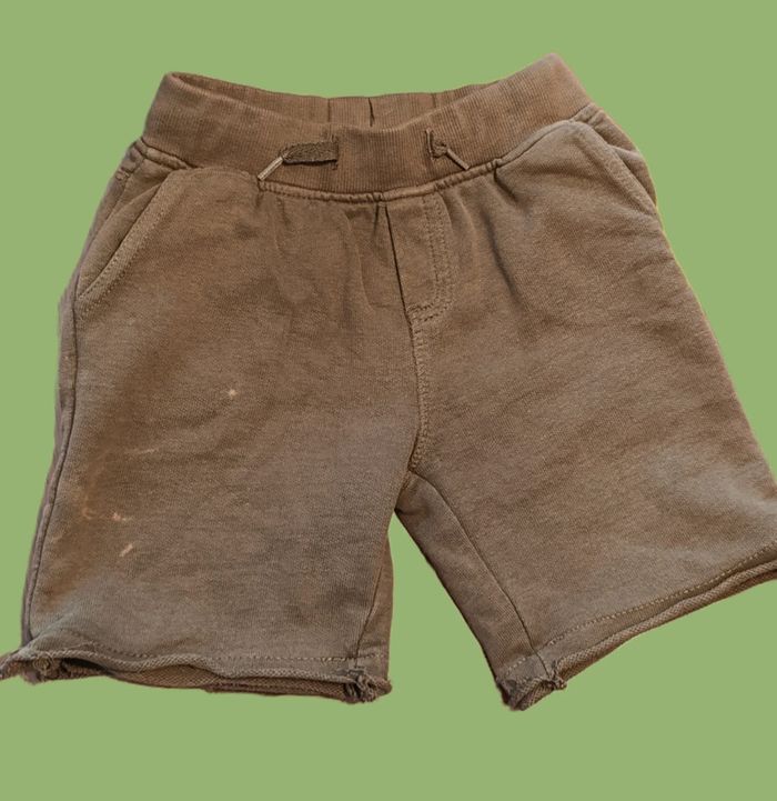Lot 2 bermudas garçonnet. 4 Ans. - photo numéro 7