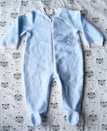 Pyjama hiver taille 12 mois/ 1 ans