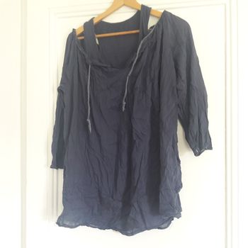 Débardeur + chemise transparente