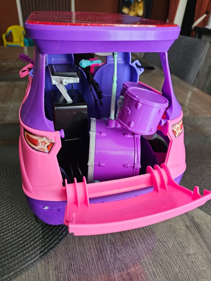 Voiture Dreams City + barbie chanteuse - photo numéro 3