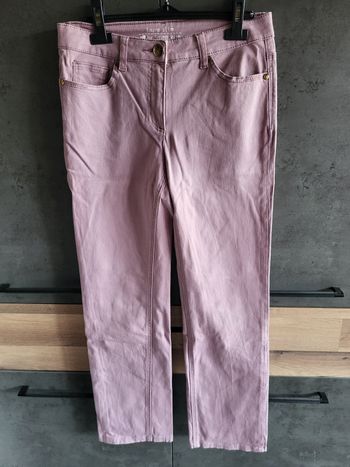 Jean Laura Kent t 36
