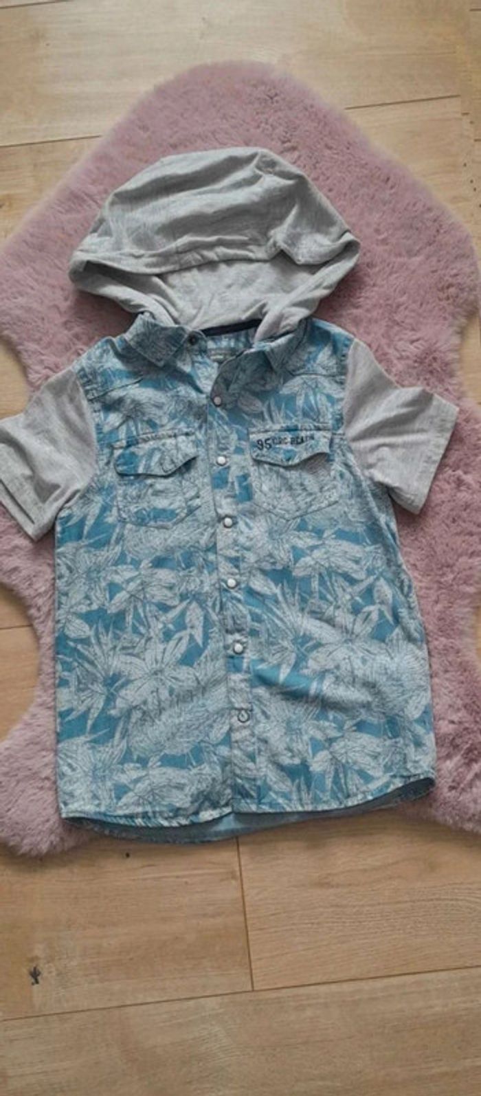 Chemise manches courtes capuche tropicale orchestra 10 ans