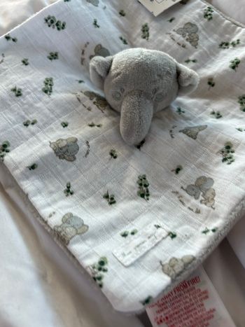 Doudou éléphant 