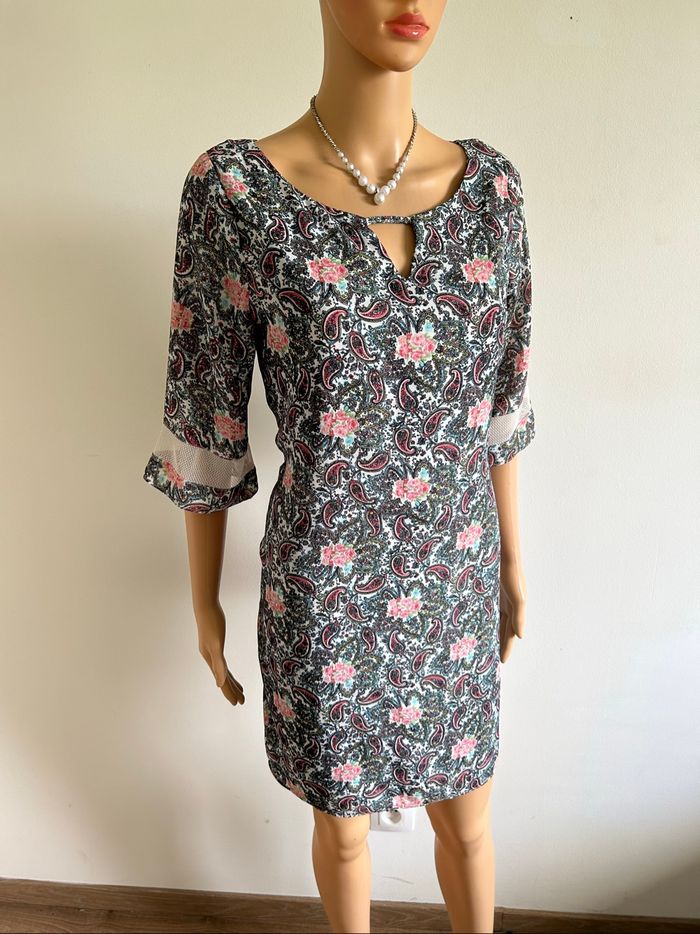 Robe imprimée à manches courtes An’ge taille 2 jamais portée - photo numéro 2