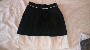 🦒Jupe noire et blanche, taille 40,Camaïeu, très bon état 🦒