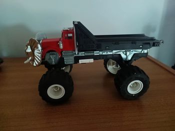 Majorette extranimals éléphant