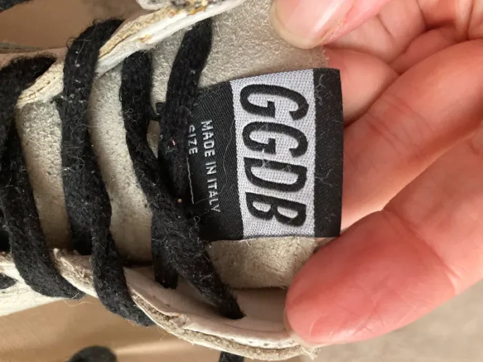Golden Goose slide pointure 33 - photo numéro 9