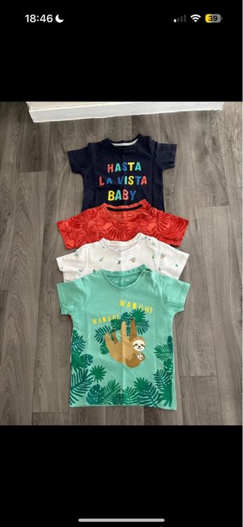 Lot 4 tee-shirts 24 mois