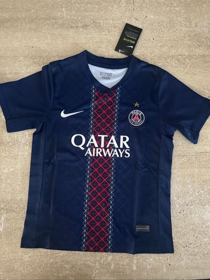 Ensemble PSG  7/8 ans  NEUF - photo numéro 3
