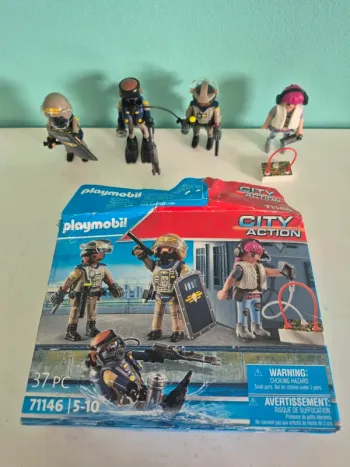 Playmobil 71146 lot de 4 personnages