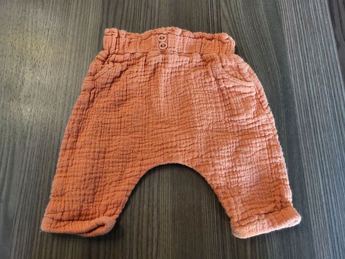 Pantalon taille 1 mois (52/55 cm)