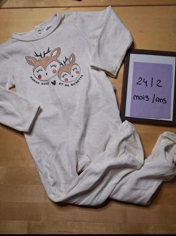 Pyjama pour fille taille 24 mois marque Gémo très bon état