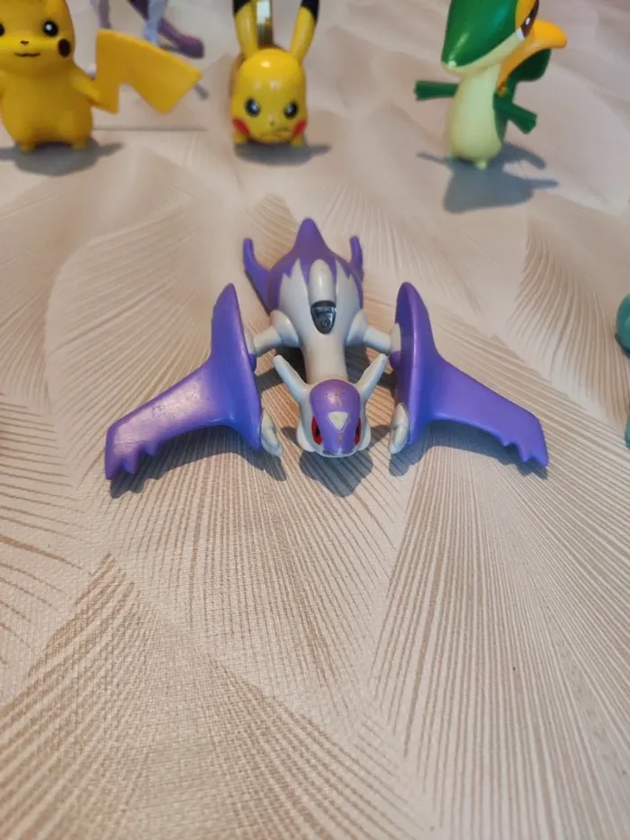 Lot figurines pokémon - photo numéro 4
