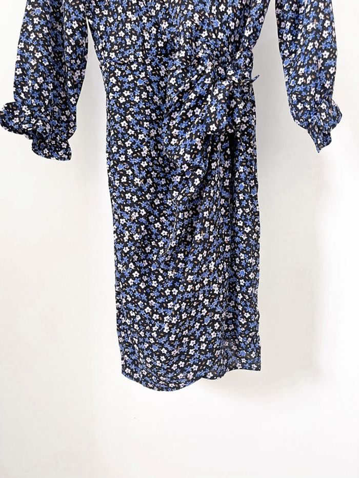 🌟 Robe à fleurs élastique bleu marine et noir - photo numéro 15