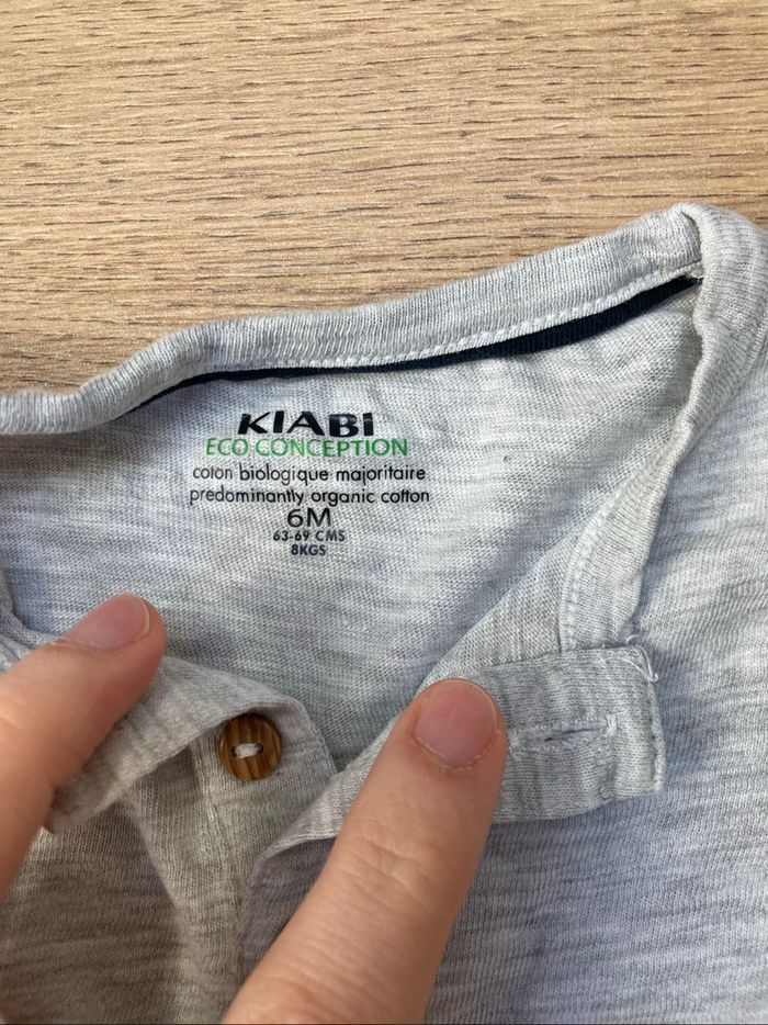 T-shirt uni Kiabi 6 mois - photo numéro 3
