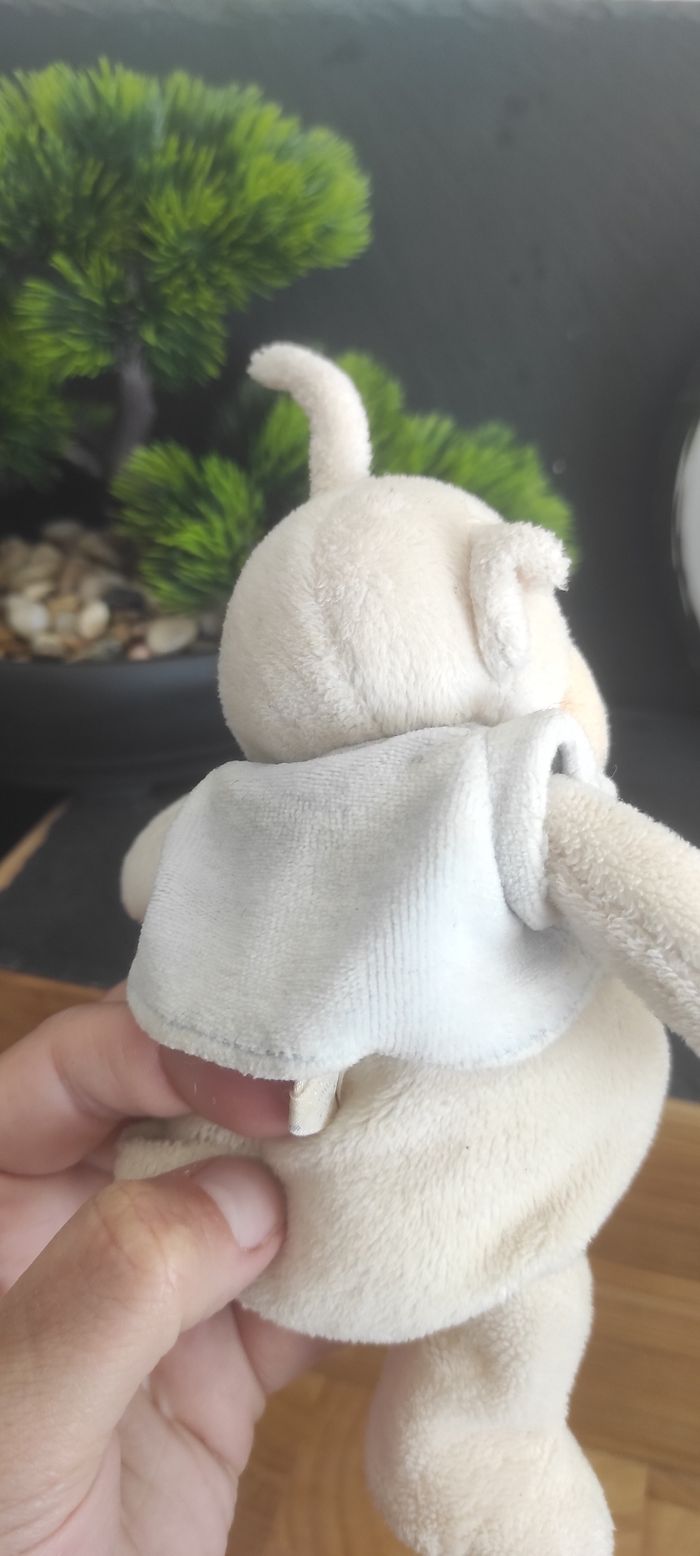 Doudou peluche jolybaby jolly baby beige bleu t-shirt petit - photo numéro 4