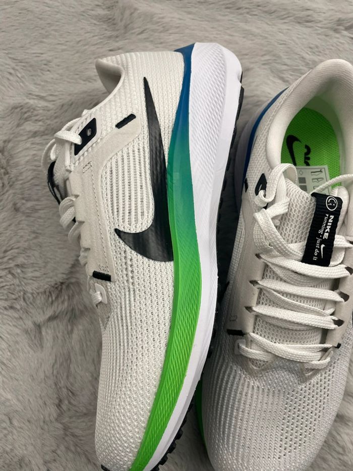 Basket Nike air zoom pegasus 40 - Taille 41 - photo numéro 4