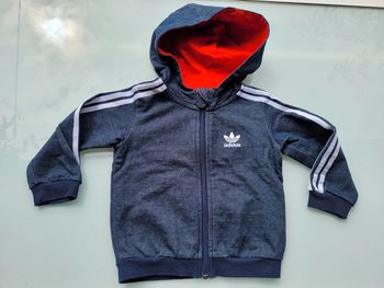 Superbe veste zippée à capuche Adidas grise 12 mois (26)