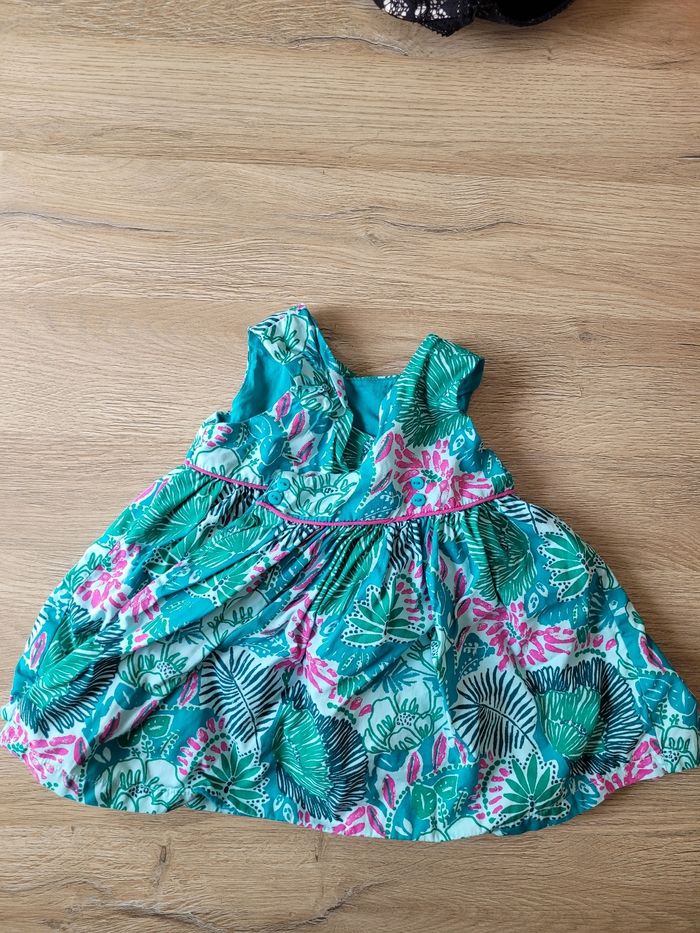 Robe du pareil au même taille 9 mois