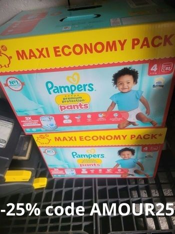 2 cartons de 82 couches