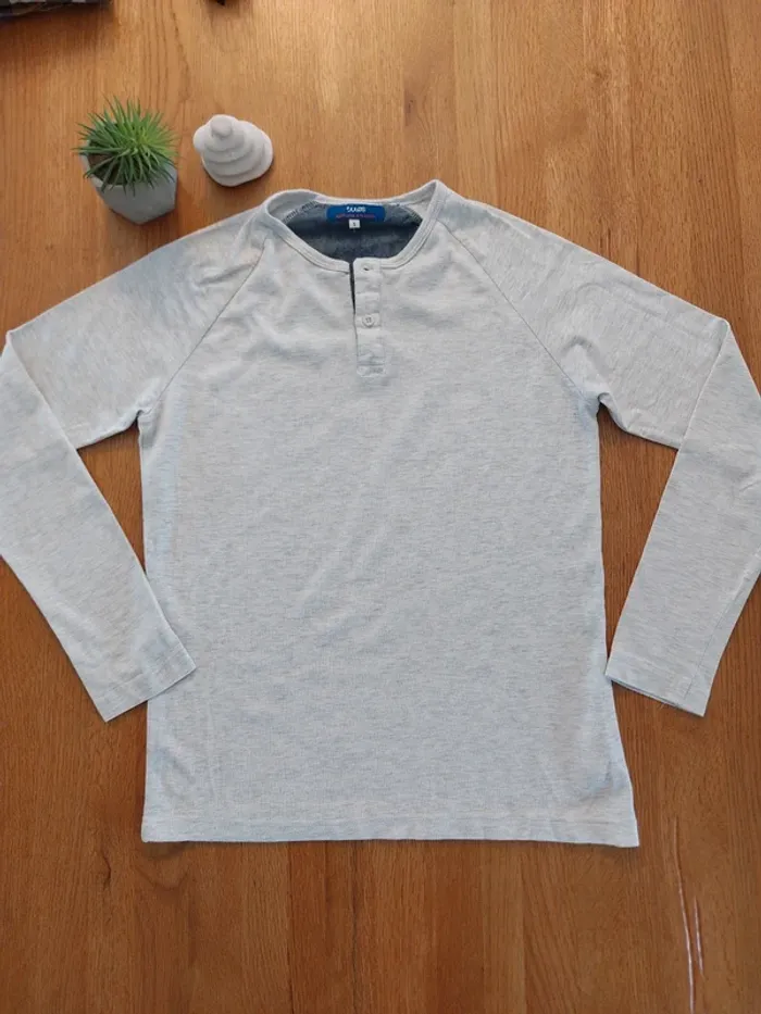 T-shirt "Jules" comme neuf - photo numéro 2