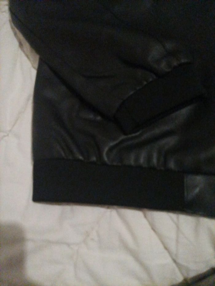 Veste neuve - photo numéro 2