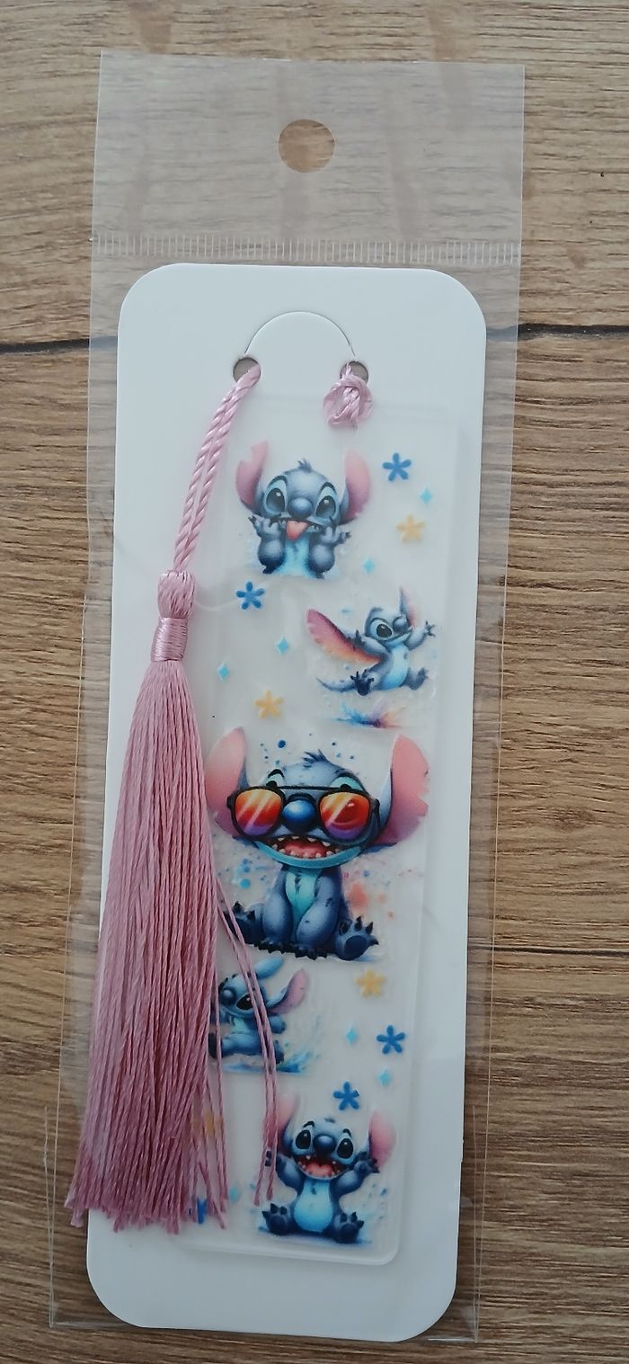 Stitch marque pages