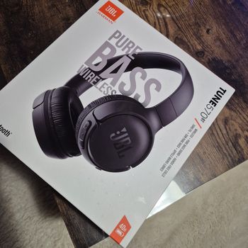 Casque sans fil jbl 570bt neuf